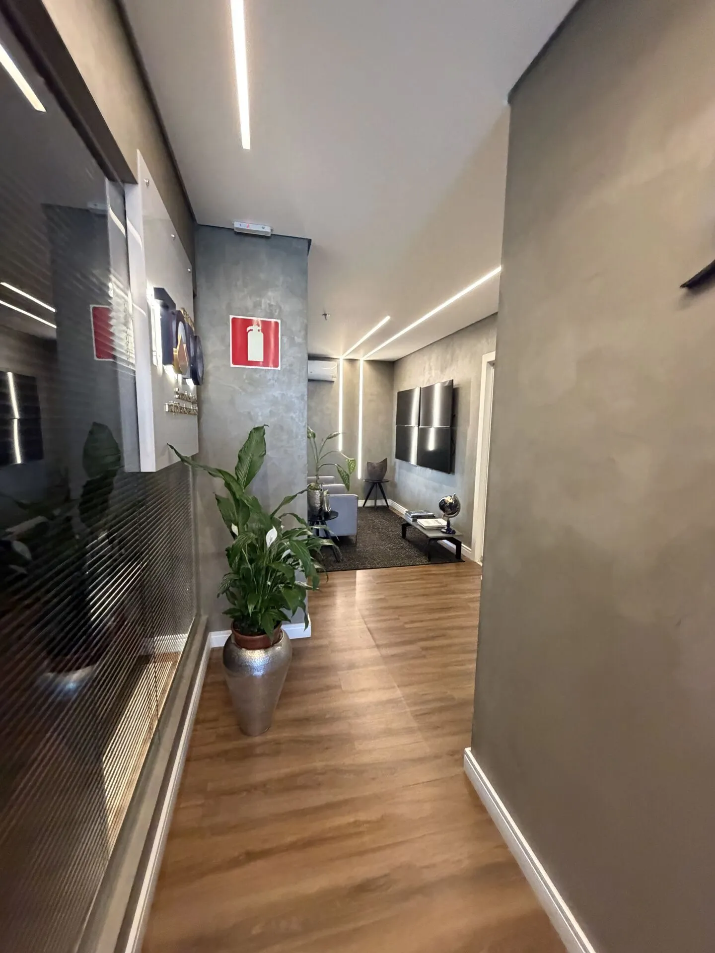 Imagem Sala comercial à venda no bairro Funcionários - Belo Horizonte/MG