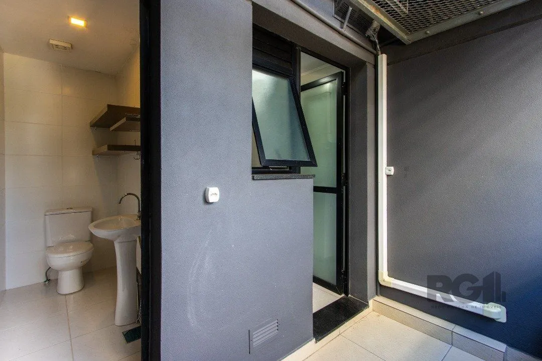Imagem **Apartamento Residencial com 3 Quartos e 3 Banheiros em Camaquã, Porto Alegre, RS**