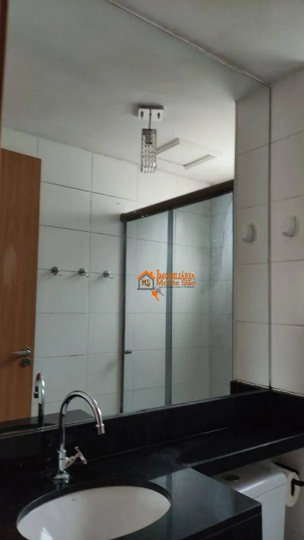 Imagem Apartamento com 2 dormitórios à venda, 46 m² por R$ 250.000,00 - Água Chata - Guarulhos/SP