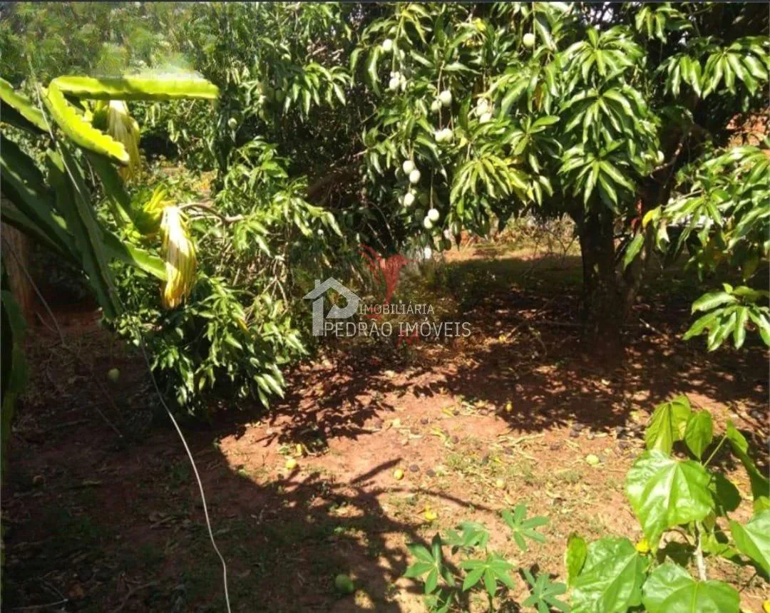 Imagem Lote/Terreno de 427m² no bairro Jardim Itamaraty, em Lençóis Paulista