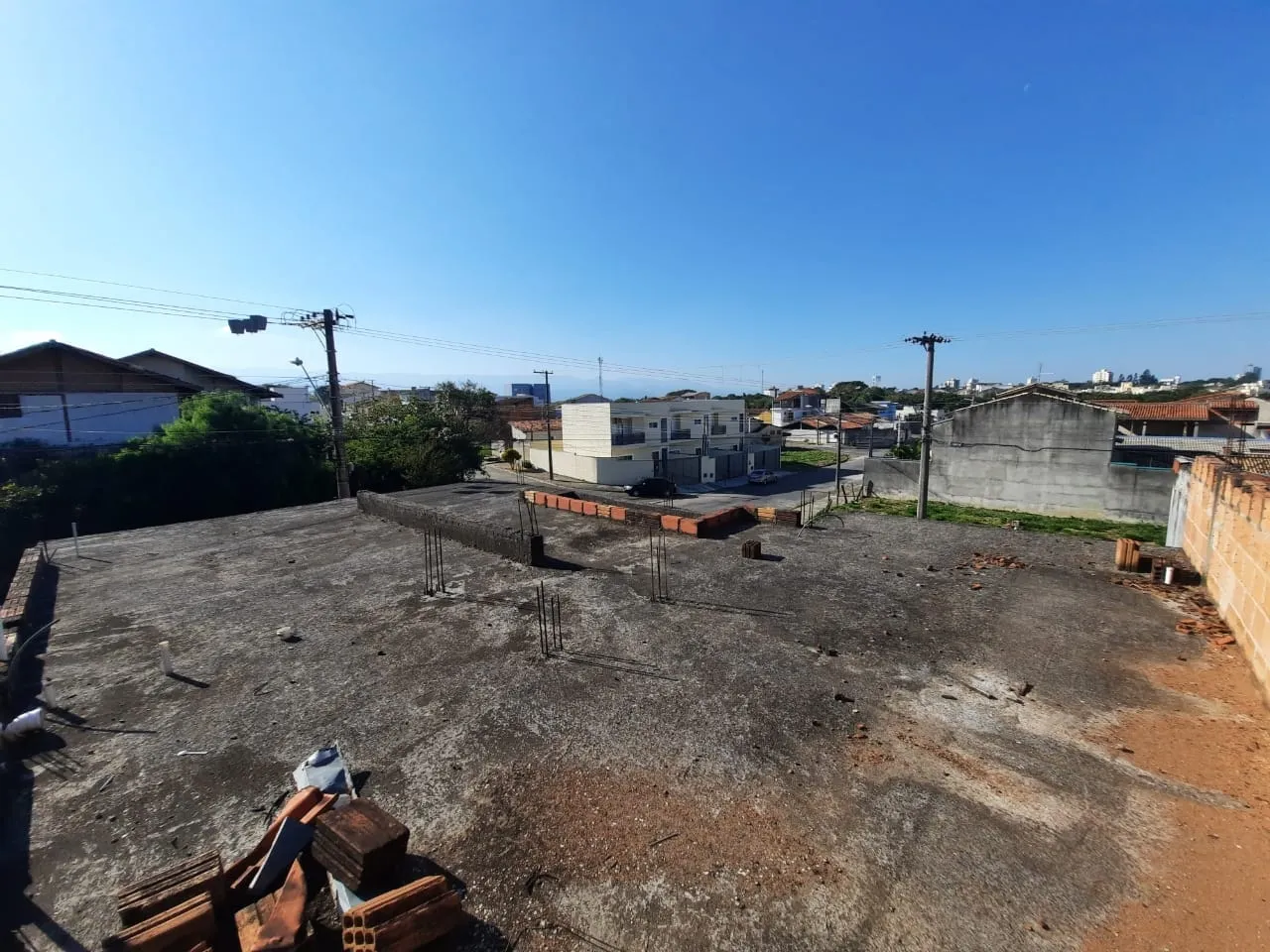 Imagem Casa à venda 3 Quartos, 1 Suite, 2 Vagas, 65M², Residencial Mombaça, Pindamonhangaba - SP
