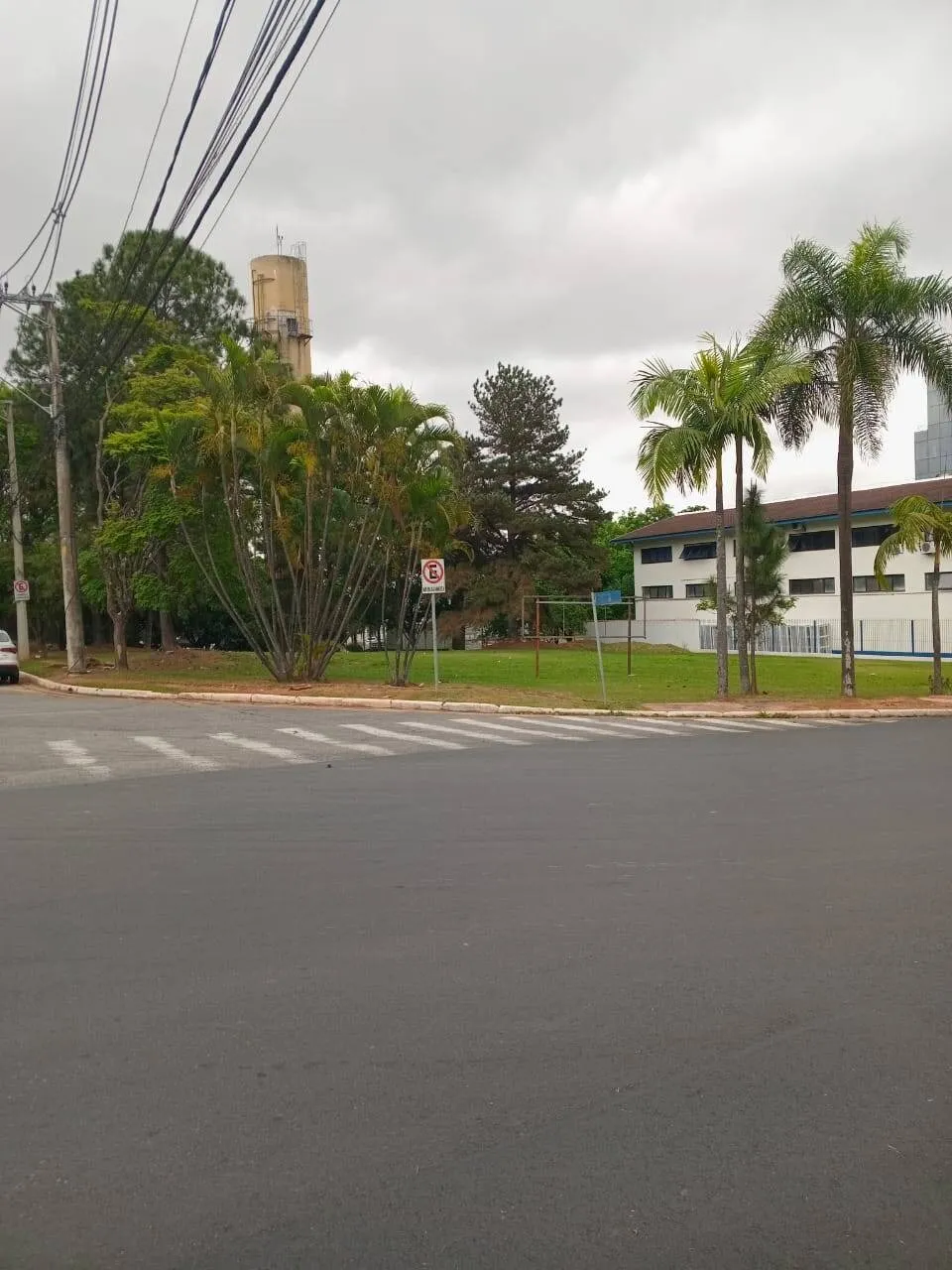 Imagem Excelente Terreno Plano de 1.740,00m², Localizada no Residencial Tamboré 1 - Barueri - SP!