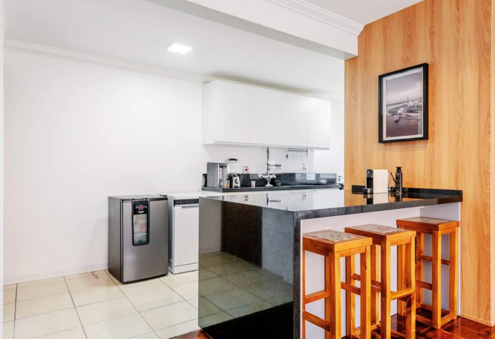 Imagem Apartamento com 164.55m², 3 dorm, Moinhos de Vento