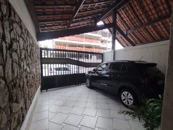 Imagem Casa com 2 dormitórios à venda, 175 m² por R$ 700.000 - Ocian - Praia Grande/SP