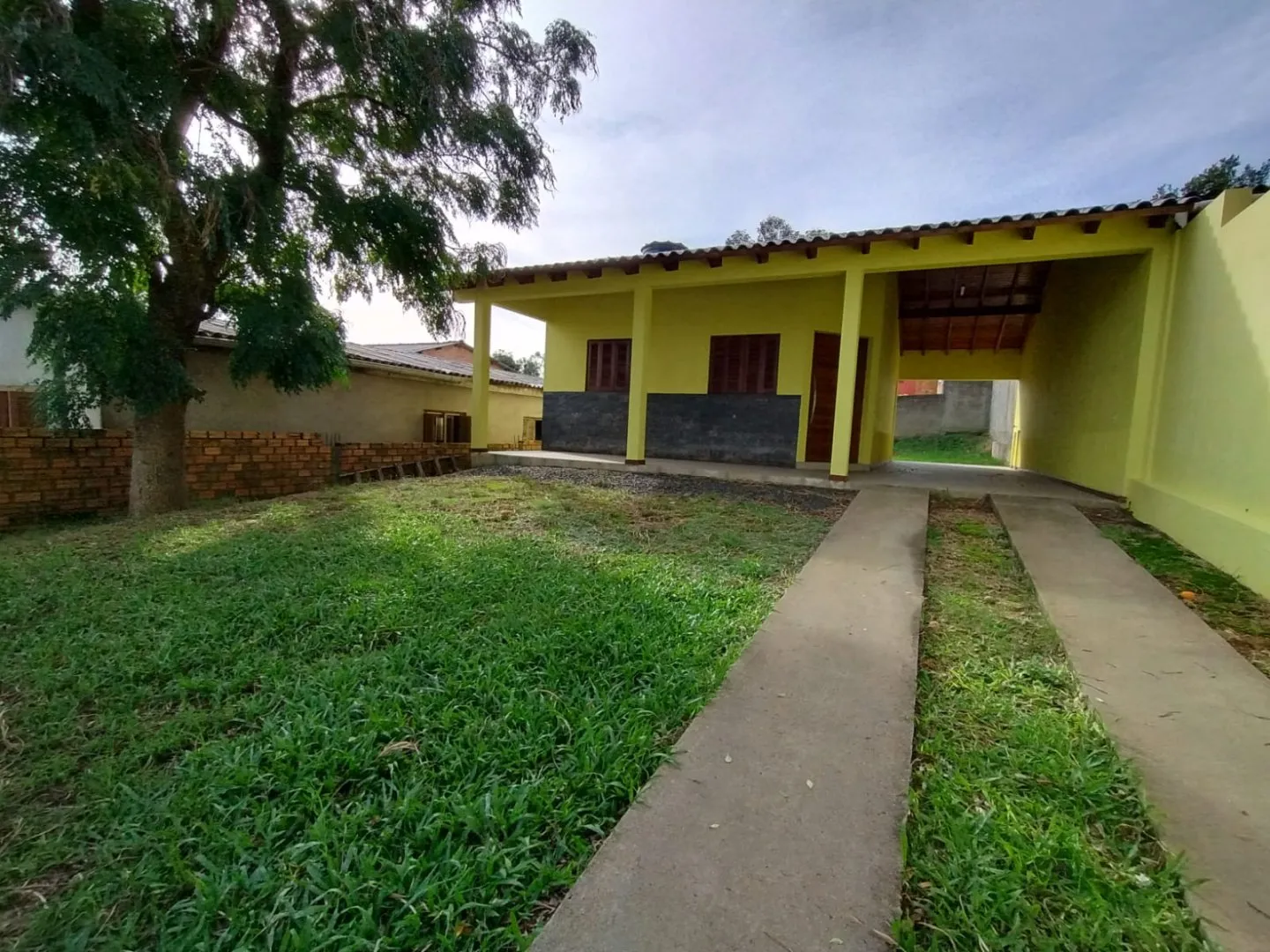 Imagem Casa à venda em Mendanha, Viamão: confira essa oportunidade!
