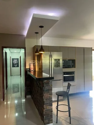 Sitio à Venda