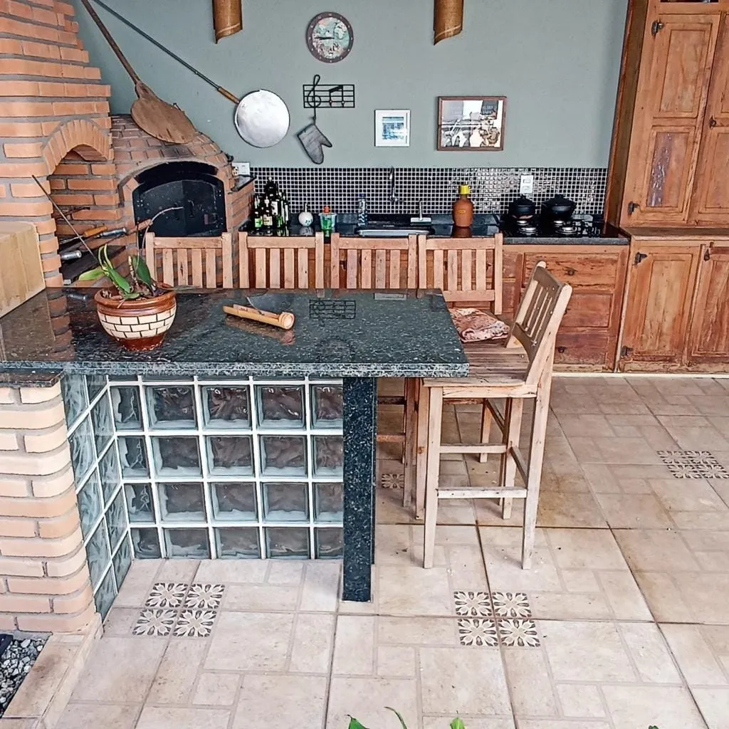 Foto do imóvel Casa à venda 3 Quartos, 1 Suite, 2 Vagas, 110M², Chácaras Reunidas Brasil, Taubaté - SP