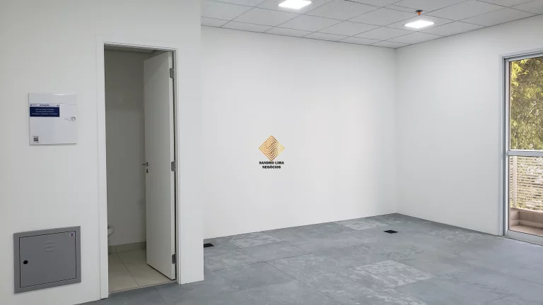 Imagem SALA COMERCIAL 40 M² COM VARANDA PARA LOCAÇÃO - PRÓXIMO AO METRÔ BUTANTÃ LINHA AMARELA - BUTANTÃ - SÃO PAULO/SP