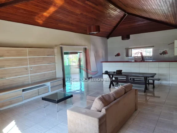 Imagem Casa Duplex c/ 4 Quartos p/ Locação, 250m² - Peró