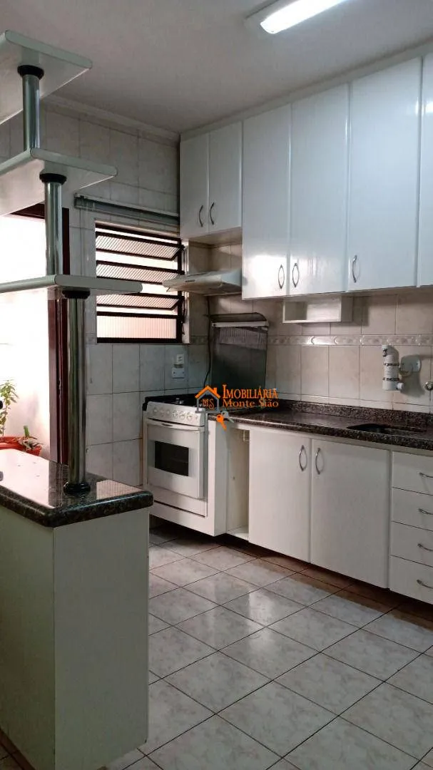 Imagem Sobrado com 3 dormitórios à venda, 160 m² por R$ 670.000,00 - Jardim São Jorge - Guarulhos/SP