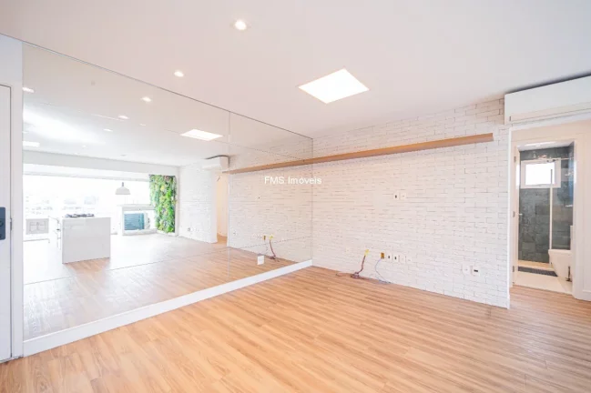 Imagem Apartamento à venda no Brooklin com 2 quartos, 1 suíte, 1 sala, 2 banheiros, 1 vaga e 74m²!