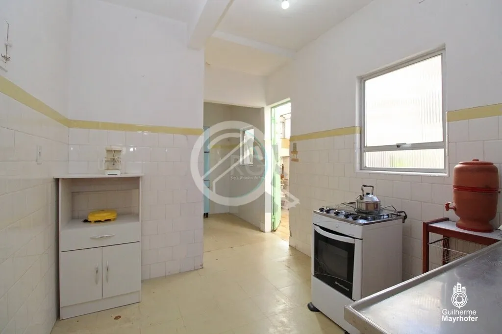 Imagem EXCLUSIVIDADE. Apartamento amplo de dois dormitórios, banheiro social, living para dois ambientes, ...