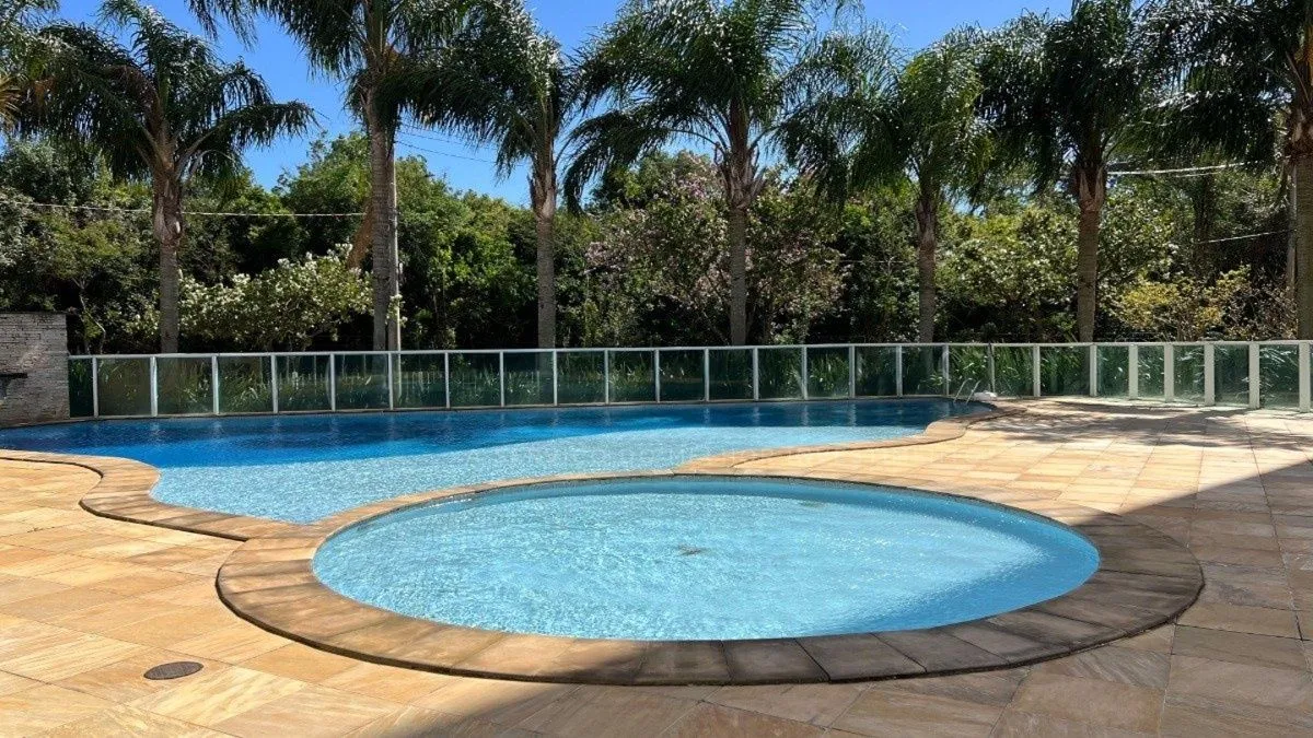 Imagem 2 dormitórios no Jardim Planalto, semi mobiliado e infra completa!