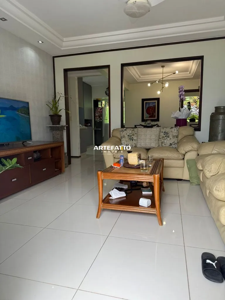 Imagem Apartamento à venda em Ubatuba, Praia das Toninhas, com 3 quartos, 136m2