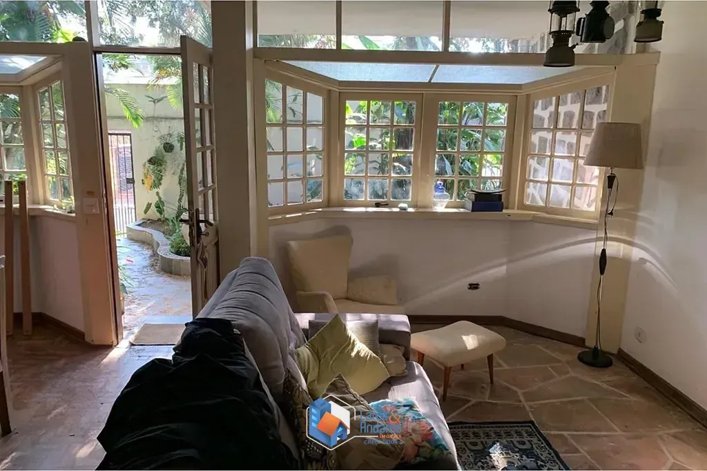 Imagem Casa à venda 6 Quartos 3 Suites 2 Vagas 312M² Indianópolis São Paulo - SP