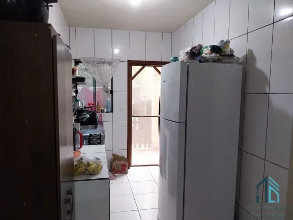 Imagem Sobrado a venda c0m 03 moradias, 09 quartos no Balneário Xangrila em Pontal do Parana PR