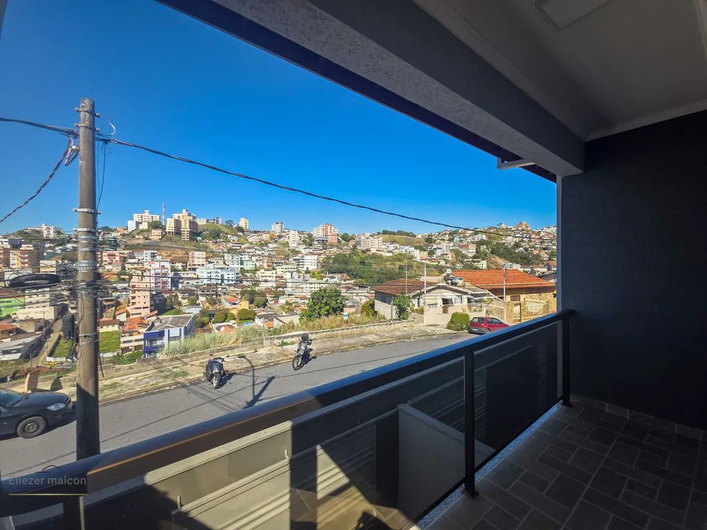 Imagem Casa com 3 quartos a venda no bairro Santa Ângela em Poços de Caldas - MG