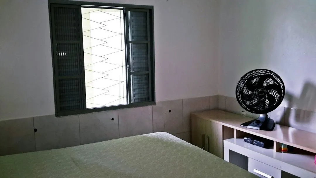 Imagem Oportunidade - 2 Kitnets Novas + Casa com Piscina no Mesmo Terreno - Tapera, Florianópolis/SC