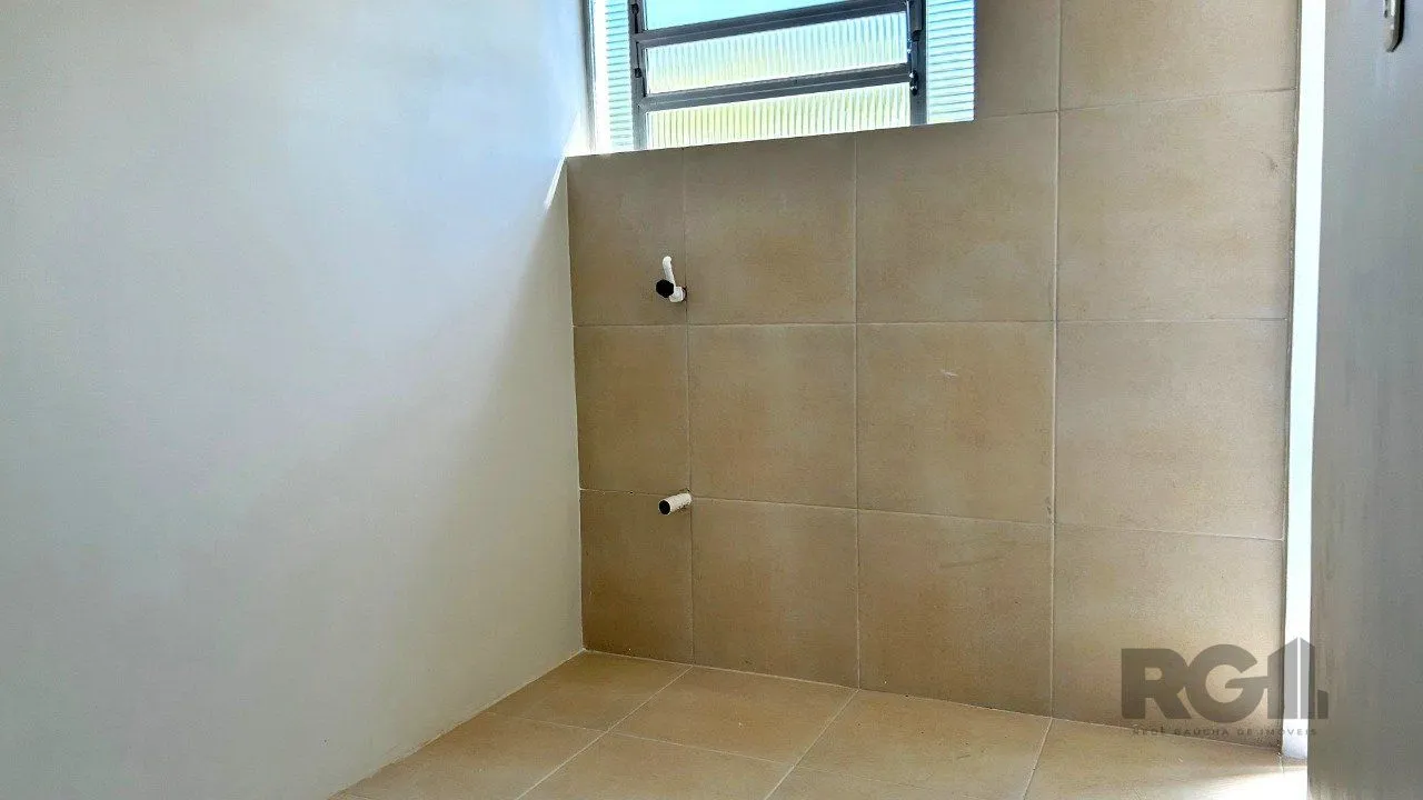 Imagem Apartamento 03 dormitórios no bairro Menino Deus, excelente localização.