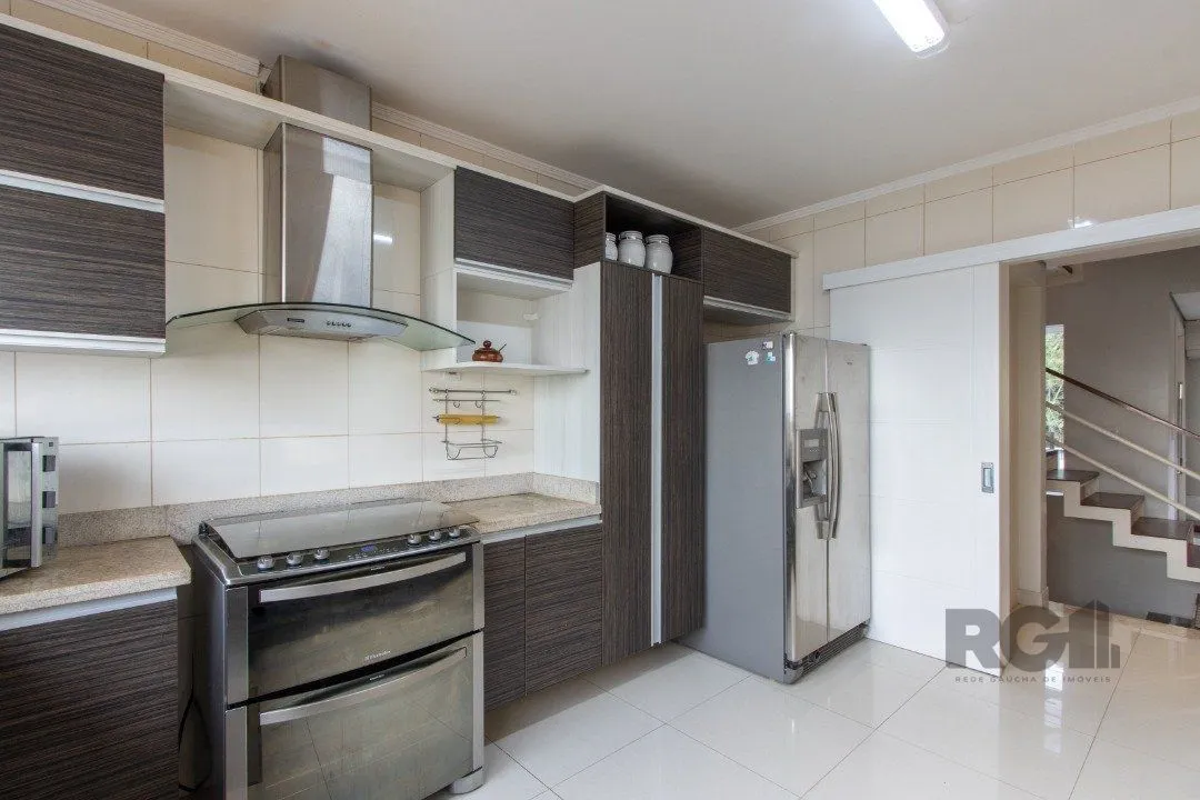 Imagem Casa à Venda no Guarujá - Porto Alegre