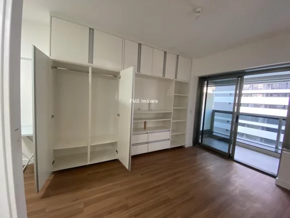 Imagem Apartamento para venda na República: 1 sala, 1 banheiro, 1 vaga de garagem determinada, 28m2 - São Paulo