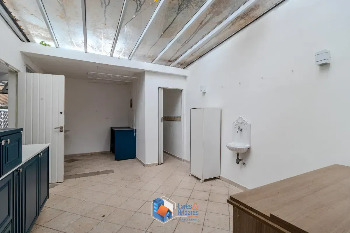 Imagem Sobrado para venda em Campo Belo com 3 quartos, sendo 1 suíte, 150m²