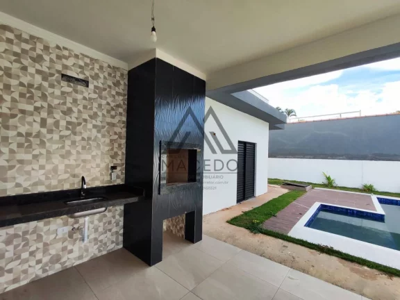 Imagem Casa nova com 3 suítes no Ninho Verde 1 - Encante-se com esse imóvel