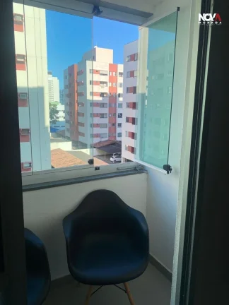 Imagem A poucos passos de mercados, farmácias, faculdades, bancos, padarias e restaurantes, você resolve ...