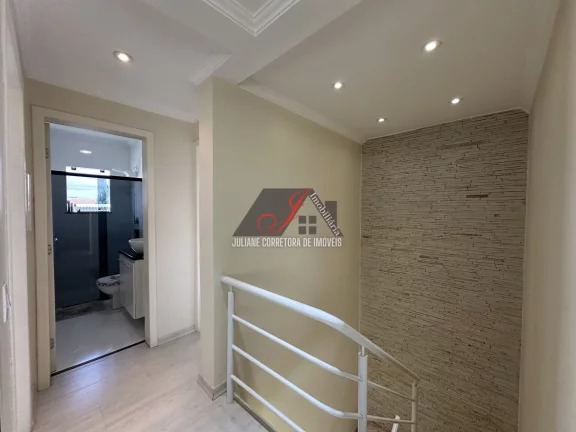 Imagem Casa Alto Padrão à venda, bairro Pinheirinho em Curitiba.
