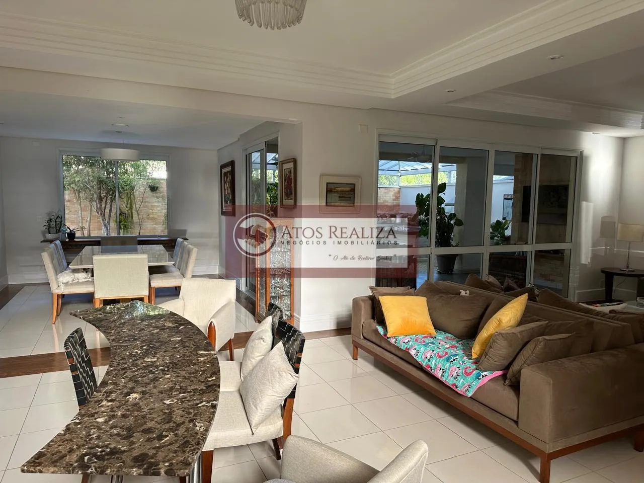 Imagem Casa à Venda em Tamboré Barueri, 4 Suítes, 460m² - R$ 3.998.000