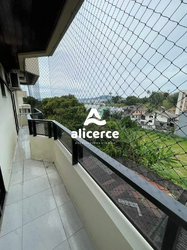 Imagem Cobertura à venda com 3 quartos 1 suíte, 245m² em Estreito Florianópolis