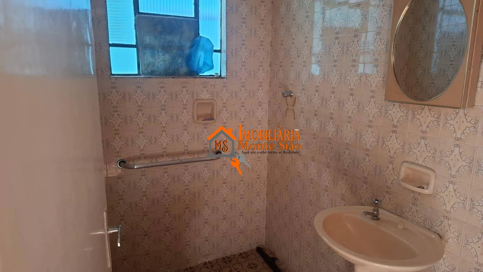 Imagem Casa com 2 dormitórios à venda, 100 m² por R$ 390.000,00 - Jardim Divinolândia - Guarulhos/SP