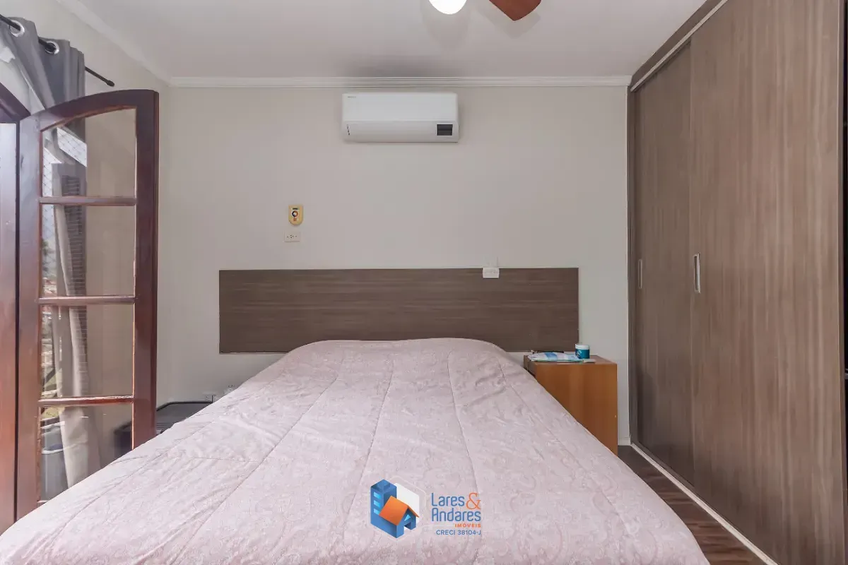 Imagem Casa para venda em Parque São Domingos com 3 quartos, sendo 3 suítes, 222m²