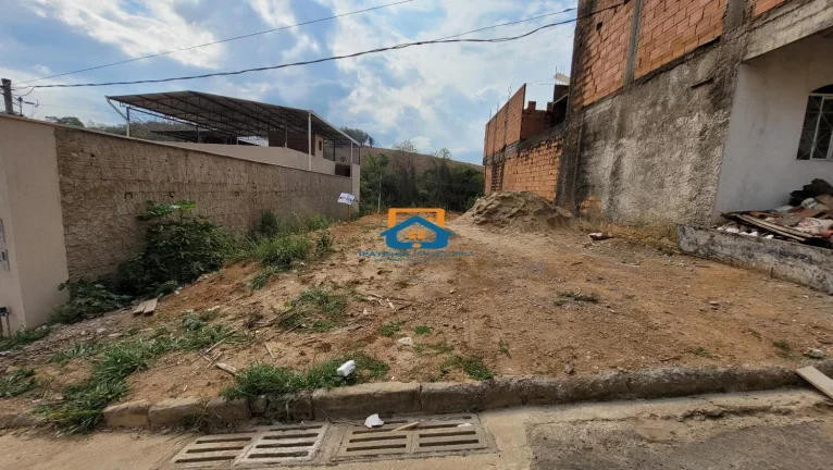 Imagem Lote no bairro Bom Pastor - Santana do Paraíso