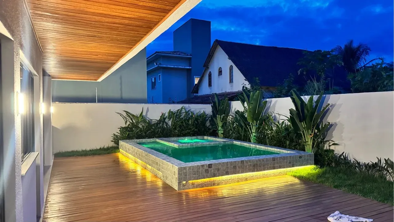 Imagem Casa com 3 quartos à venda em Vila Velha