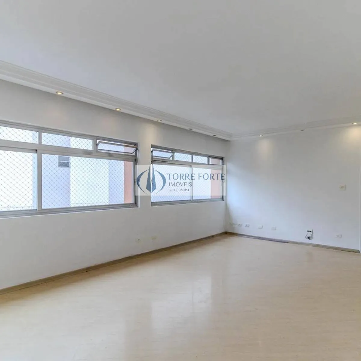 Imagem Localização:
Imóvel bem localizado, no tradicional bairro da Santa Cecília, próximo ao Shopping...