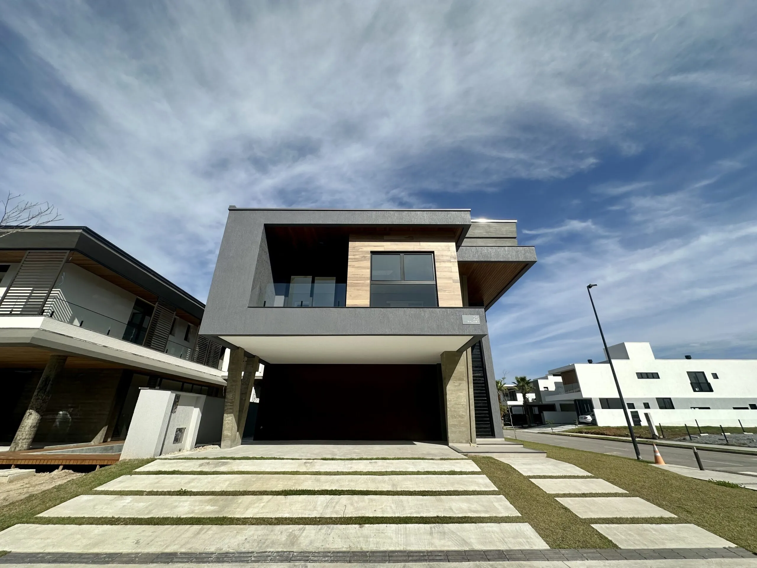 Imagem Casa à venda com 354m2 por R$ 8.500.000,00