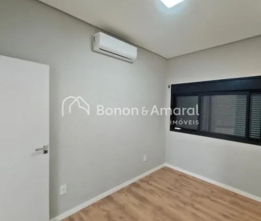 Imagem Casa tÃ©rrea Ã  venda no CondomÃ­nio Portal do JequitibÃ¡ em Valinhos/SP

Casa tÃ©rrea com 233,98 mÂ...