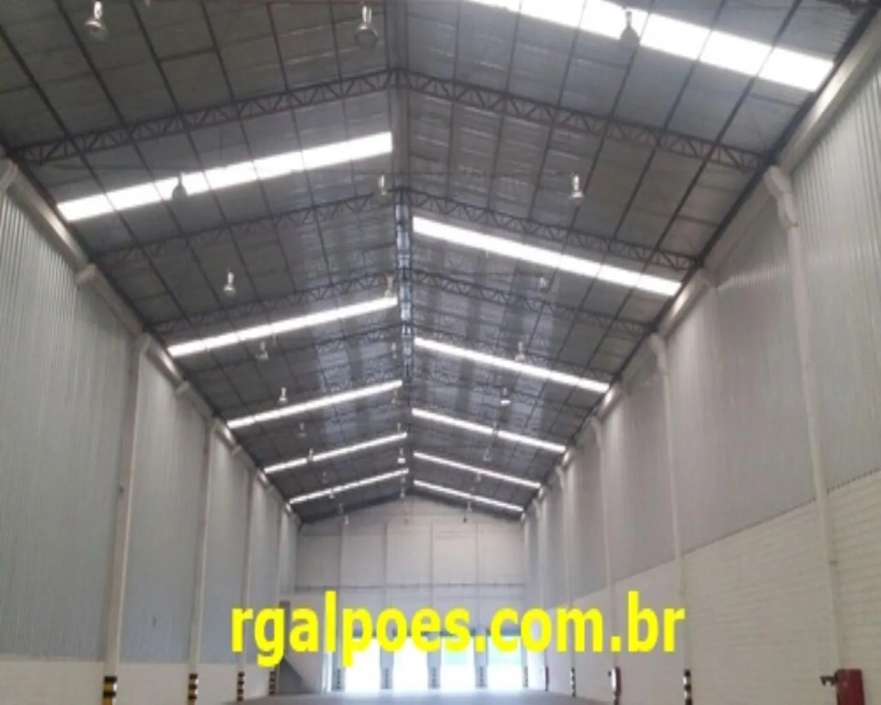 Imagem Galpão para Locação em RIO DE JANEIRO, Pavuna, 1 banheiro