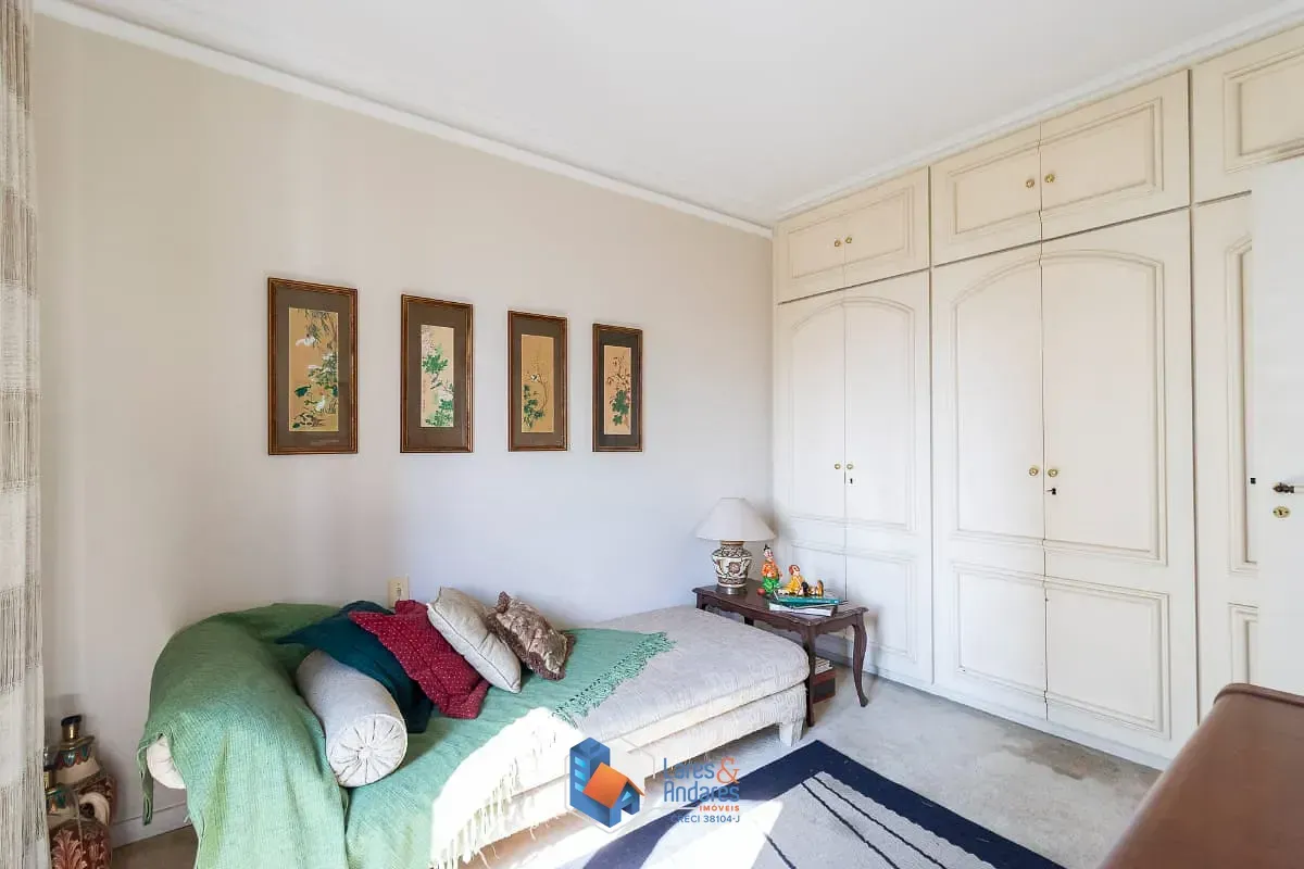Imagem Apartamento para venda em Campo Belo com 4 quartos, sendo 2 suítes, 255m²