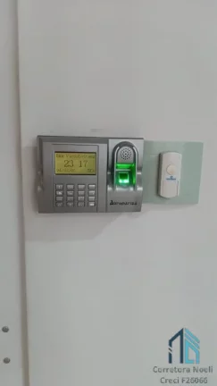 Imagem Sala comercial 90 m², dividida em recepção, copa, banheiro e ambiente para dois (escritórios -consultórios) Curitiba PR