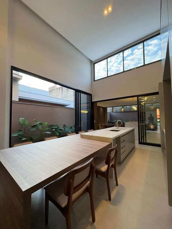 Imagem Casa à venda em Franca, Parque Franville, com 3 quartos, 212m2