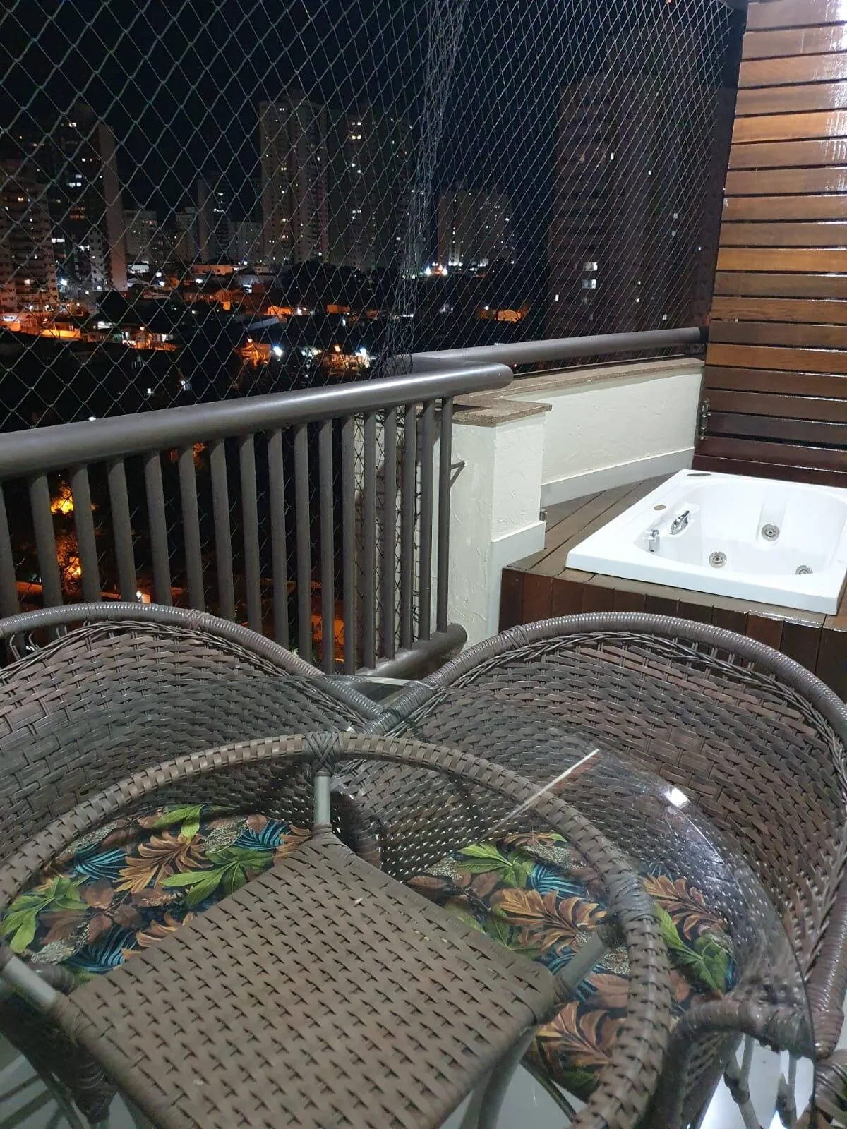 Imagem Apartamento 3 quartos sendo 1 suíte no Edifício Tucanã Bairro Quilombo