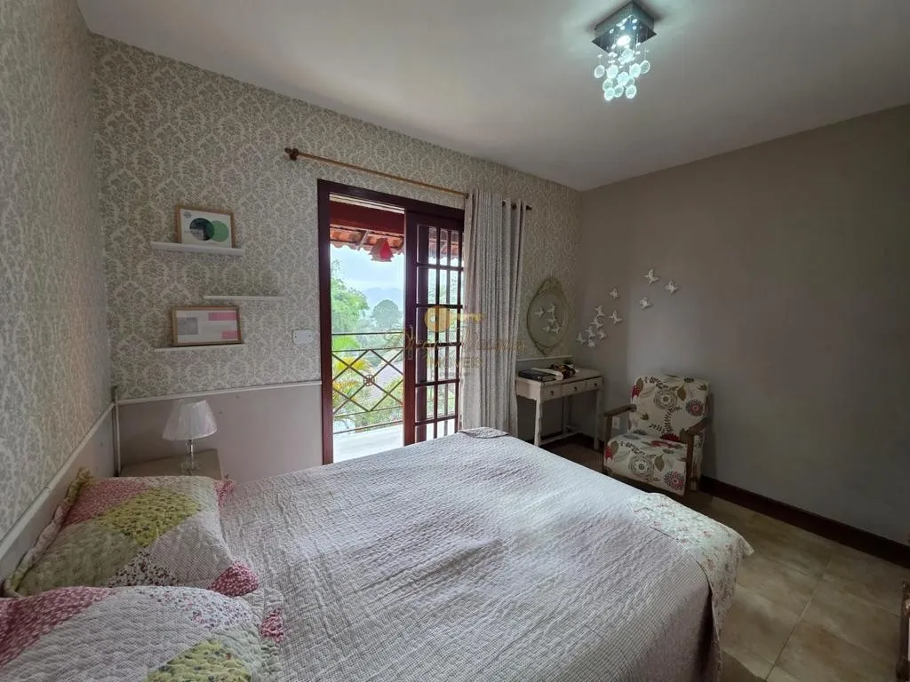 Imagem Casa em Condomínio para Venda em Teresópolis / RJ no bairro Iucas