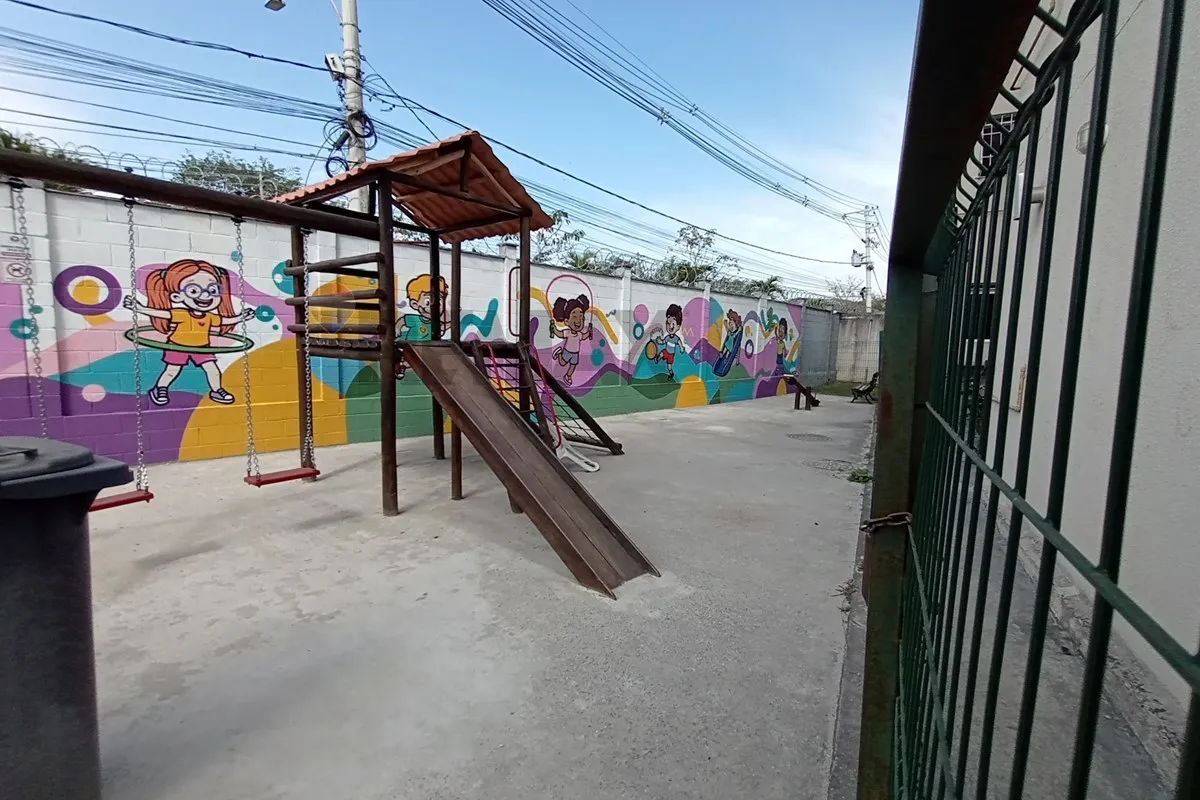 Imagem Apartamento com 2 quartos para venda em Paciência