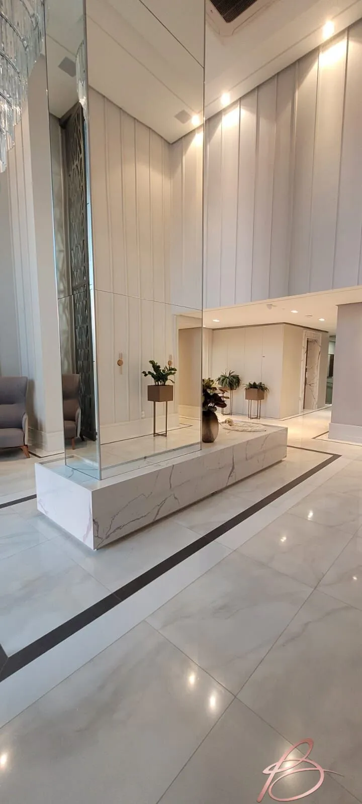 Imagem Apartamento Alto Padrão 2 suítes e 2 demi a 500 metros do mar