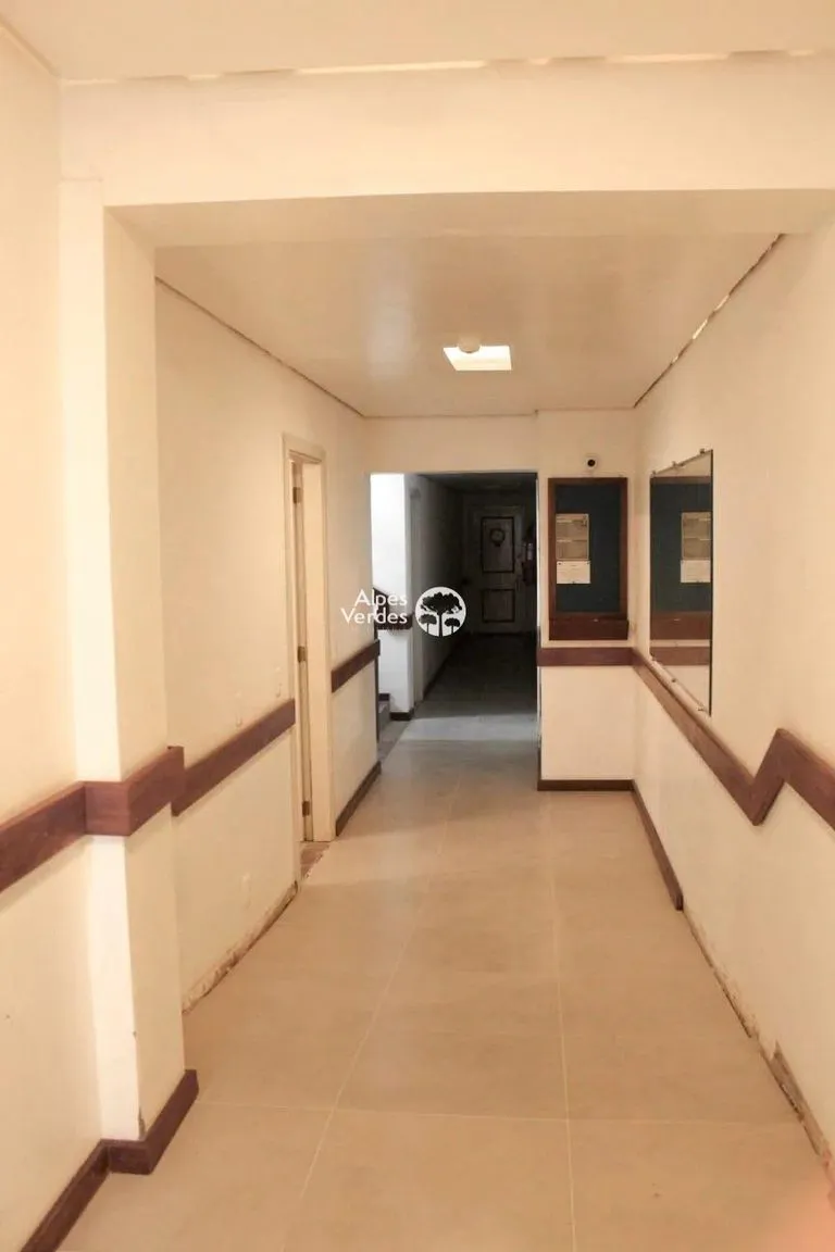 Imagem Vende-se apartamento com 1 dormitorio a 3 minutos da Rua Coberta