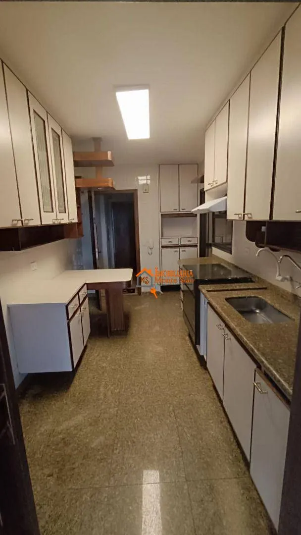 Imagem Apartamento com 3 dormitórios à venda, 143 m² por R$ 850.000,00 - Vila Galvão - Guarulhos/SP