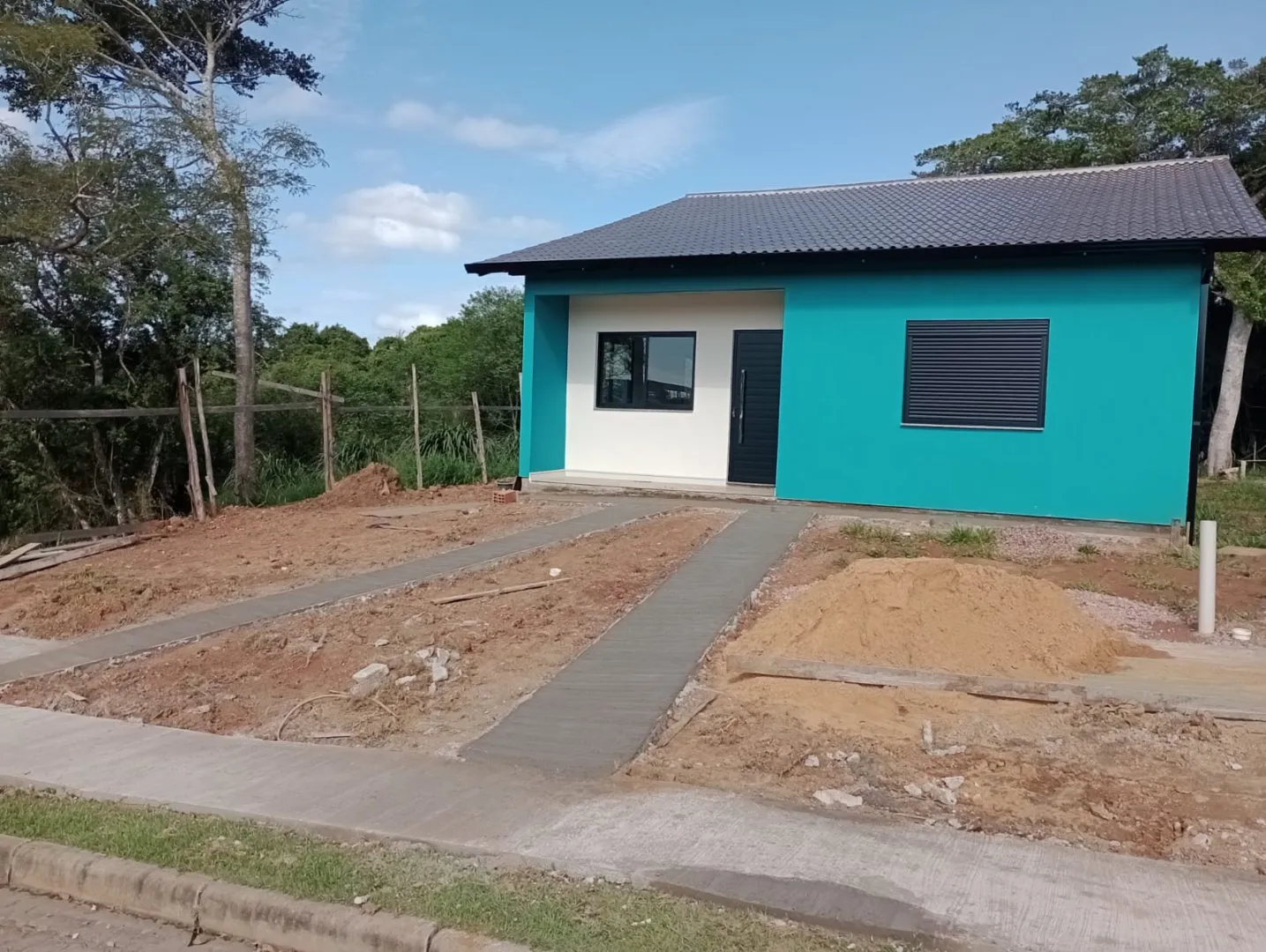 Imagem Casa Nova 135m² Pronta para Morar no Joy Volta da Figueira