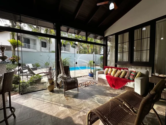 Imagem CASA RESIDENCIAL em JOINVILLE - SC, AMÉRICA